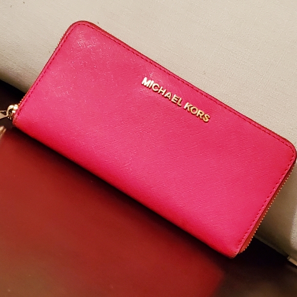 Michael Kors Handbags - Michael Kors Hot Pink Zip Around Wallet G/VUC